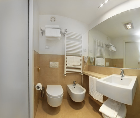 Luces cuarto de baño: cuartos de baños con ducha modernos ... Iluminacion armarios ikea