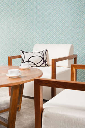 Tapeten wohnzimmergestaltung türkis: moderne wohnzimmer boden ...