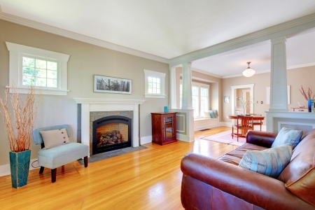 Beautiful new livingroom interior foto royalty free, immagini ...