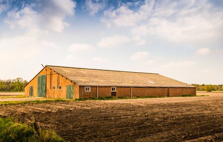Corrugated roof foto royalty free, immagini, immagini e archivi ...