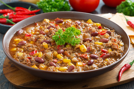 29342524-mexicaine-plat-de-chili-con-carne-close-up.jpg