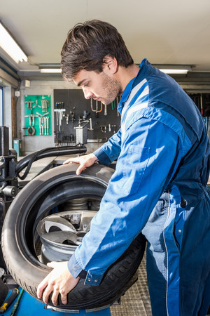 tire mechanic