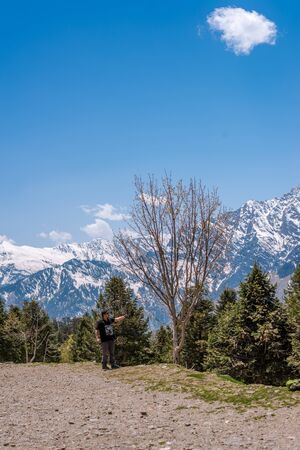 Manali, himachal pradesh, india - may 01, 2019 : tourist enjoying in gulaba. road to rohtang pass in himalayas, india