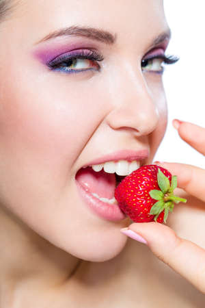 strawberry makeup