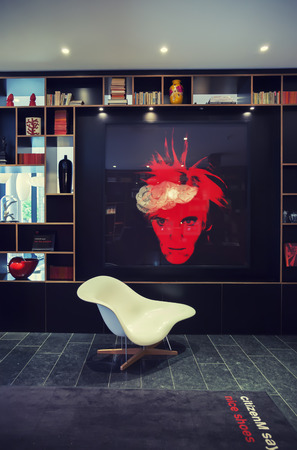 design hotel citizenm london, lobby space in design - hotel citizenm in london, may 2014 stock, Design ideen