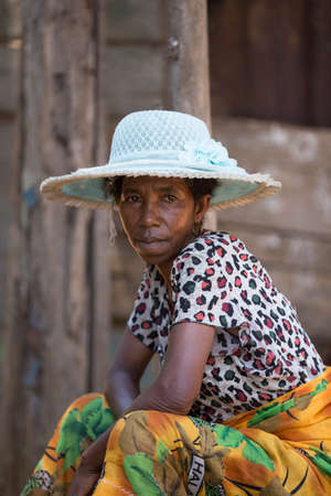 10 月マダガスカル マダガスカル老女麦わら帽子 トアマシナ州 10 月 17 日の 17 16 の肖像画 16 年 マダガスカル アフリカ の写真素材 画像素材 Image 10 月マダガスカル マダガスカル老女麦わら帽子 トアマシナ州 10 月 17 日の 17 16 の肖像画 16 年 マダガスカル アフリカ の写真素材 画像素材 Image