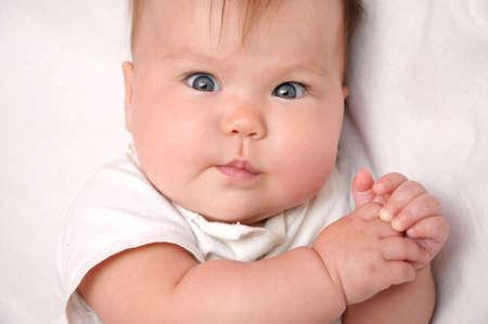 Petit Bebe Avec Grosses Joues Douces Veux Baiser Banque D Images Et Photos Libres De Droits Image