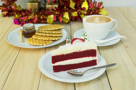 rote samtkuchenbeschaffenheit druck geschenkpapier 71768763 roter samtkuchen und waffel mit huney kaffee auf holztisch weihnachtshintergrund können verwendet werden um das produkt anzuzeigen weihnachtsstrumpf der gegen rustikalen hölzernen hintergrund hängt rote samtkuchenbeschaffenheit druck geschenkpapier 71768763 roter samtkuchen und waffel mit huney kaffee auf holztisch weihnachtshintergrund können verwendet werden um das produkt anzuzeigen weihnachtsstrumpf der gegen rustikalen hölzernen hintergrund hängt