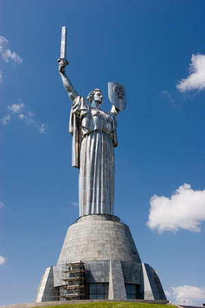ウクライナのキエフの母祖国記念碑 の写真素材 画像素材 Image