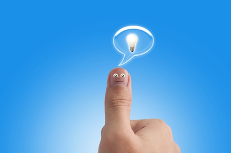 人事の背景に人間の親指の漫画の顔を笑みを浮かべてください の写真素材 画像素材 Image 人事の背景に人間の親指の漫画の顔を笑みを浮かべてください の写真素材 画像素材 Image