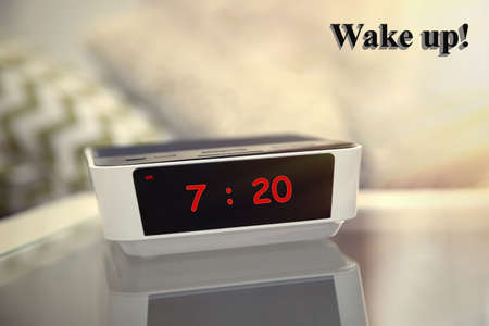 Digitale Klok Toont 10:20 Uur Op Wit Wordt Geïsoleerd Royalty-Vrije ... Digitale Klok Toont 10:20 Uur Op Wit Wordt Geïsoleerd Royalty-Vrije ...