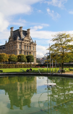 palace in tuileries garden reflected in a pond jardins des tuileries paris stock photo - Jardins Des Tuileries palace in tuileries garden reflected in a pond jardins des tuileries paris stock photo - Jardins Des Tuileries