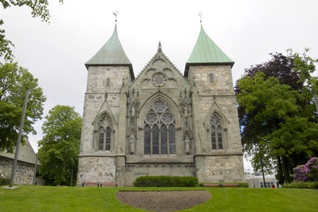 Aussenansicht Der Beruhmten Stavanger Domkirke Eine Mittelalterliche Kathedrale In Stavanger Norwegen Lizenzfreie Fotos Bilder Und Stock Fotografie Image 29090560