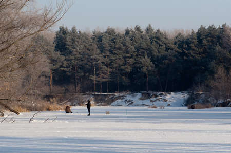 winter river psel is an interesting screensaver of your desktop