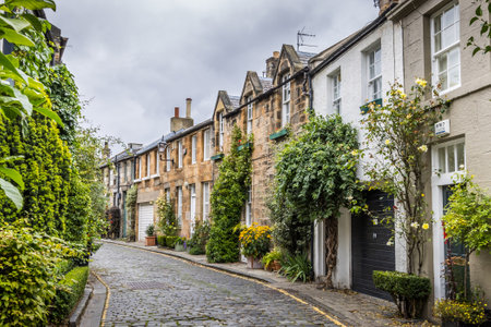 Mews Cottages In Circus Lane, Edinburgh New Town