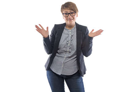 ホワイト バック グラウンドで開いて手と困惑のデブ女の写真 の写真素材 画像素材 Image ホワイト バック グラウンドで開いて手と困惑のデブ女の写真 の写真素材 画像素材 Image