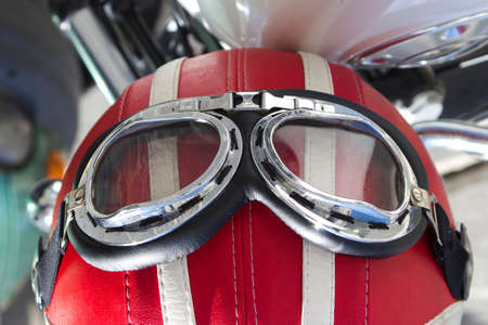 Viejo Estilo De Nosotros Ejército Casco Moto Con Gafas Fotos Viejo Estilo De Nosotros Ejército Casco Moto Con Gafas Fotos