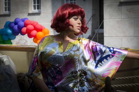 アムステルダム オランダ 8 月 06 16 3 恒例ゲイプライド パレード ユーロ プライド 16 でパーティーのアニメーション ディー Lite のレディ ミス キアー元歌手 の写真素材 画像素材 Image アムステルダム オランダ 8 月 06 16 3 恒例ゲイプライド パレード ユーロ プライド 16 でパーティーのアニメーション ディー Lite のレディ ミス キアー元歌手 の写真素材 画像素材 Image