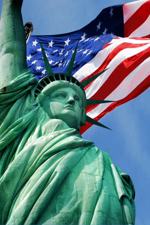 Bandiera USA 3x5 Piedi - Dio Benedica L'America Con Statua Della Libert&agrave;, Occhielli In Ottone
