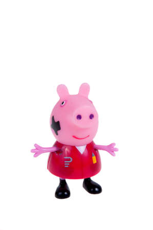 アデレード オーストラリア 15 年 12 月 25 日 白地アニメ Peppa 豚から分離されたパパ豚ブタ置物の写真 ペッパピッグです非常に人気アニメ シリーズ非常に若い子供たちに向けた世界的です の写真素材 画像素材 Image アデレード オーストラリア 15 年 12 月 25 日 白地アニメ Peppa 豚から分離されたパパ豚ブタ置物の写真 ペッパピッグです非常に人気アニメ シリーズ非常に若い子供たちに向けた世界的です の写真素材 画像素材 Image