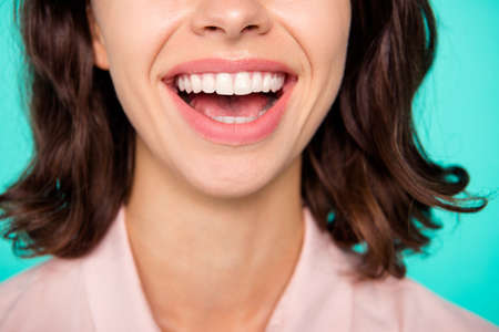 口を開ける の写真素材 ストックフォト 123rf 口を開ける の写真素材 ストックフォト 123rf