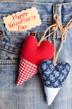 Herren Unterwasche Auf Weissem Hintergrund Valentinstag Karte Auf Seil Nutzlich Und Einfaches Geschenk Lizenzfreie Fotos Bilder Und Stock Fotografie Image 68981101