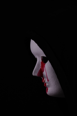 マスクと血と気味の悪いシーン の写真素材 画像素材 Image