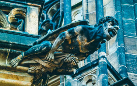 ゴシック様式 建築、彫刻、絵画 写真集「Gothic」 Amazon.co.jp: 洋書ゴシック芸術作品写真集 本 教会 建築 彫刻
