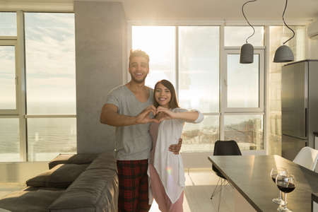 Asiatische Kerl auf Dating-Show