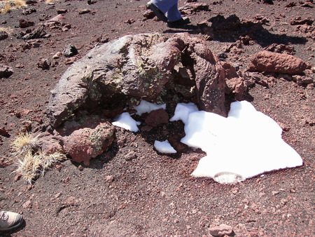 Payunia の火砕流堆積物の火山弾 の写真素材 画像素材 Image