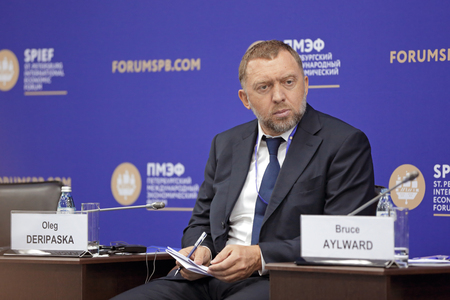 サンクトペテルブルク ロシア連邦 16 年 6 月 16 日 16 年サンクトペテルブルク国際経済フォーラム Spief イーゴリ セーチン 大統領 ロスネフチの役員会の副委員長 管理委員会委員長 の写真素材 画像素材 Image サンクトペテルブルク ロシア連邦 16 年 6 月 16 日 16 年サンクトペテルブルク国際経済フォーラム Spief イーゴリ セーチン 大統領 ロスネフチの役員会の副委員長 管理委員会委員長 の写真素材 画像素材 Image