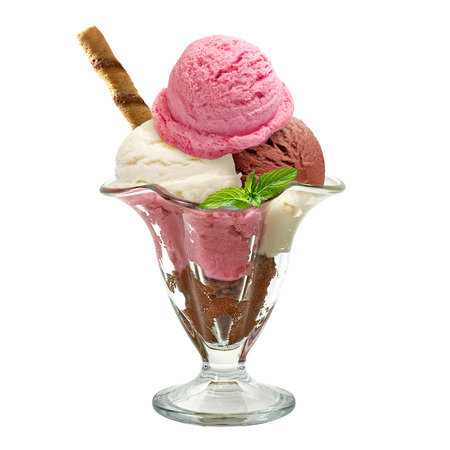 ice cream: Kem trong cốc trên nền trắng Kho ảnh