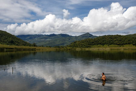 Rhi 湖チン州 ミャンマー ビルマ でジャングル の写真素材 画像素材 Image Rhi 湖チン州 ミャンマー ビルマ でジャングル の写真素材 画像素材 Image