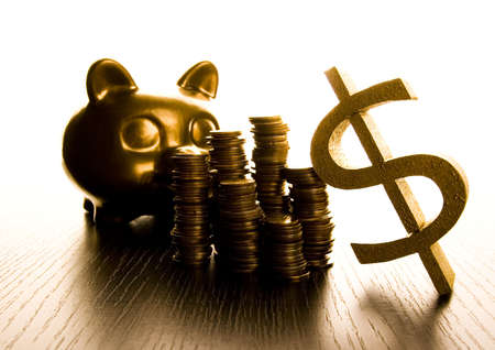 dolar: Gold piggy bank