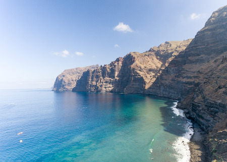 ロス ヒガンテスの美しい景色 日没の風景の背景 スペイン カナリア諸島テネリフェ島 の写真素材 画像素材 Image ロス ヒガンテスの美しい景色 日没の風景の背景 スペイン カナリア諸島テネリフェ島 の写真素材 画像素材 Image