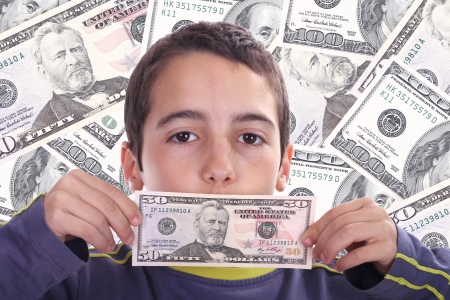 dolar: Cậu bé với hóa đơn dolar, studio kinh doanh photo
