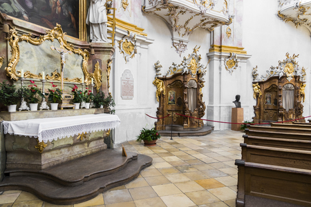 エタール修道院 エッタール修道院 エタール ババリア ドイツの村のベネディクト会修道院のドームの下のフレスコ画 の写真素材 画像素材 Image エタール修道院 エッタール修道院 エタール ババリア ドイツの村のベネディクト会修道院のドームの下のフレスコ画 の写真素材 画像素材 Image