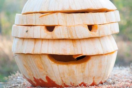 シャッズ フォード ペンシルバニア 10 月 26 日 ドラゴン 騎士 13 年 10 月 26 日に 大きなかぼちゃ は彫る彫刻コンテストで城カボチャ の写真素材 画像素材 Image シャッズ フォード ペンシルバニア 10 月 26 日 ドラゴン 騎士 13 年 10 月 26 日に 大きなかぼちゃ は彫る彫刻コンテストで城カボチャ の写真素材 画像素材 Image