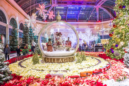las vegas dec 04 winter season in bellagio hotel conservatory botanical gardens on - Las Vegas Christmas 2014 las vegas dec 04 winter season in bellagio hotel conservatory botanical gardens on - Las Vegas Christmas 2014