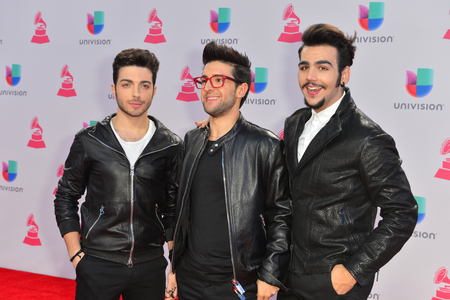 Las Vegas 11 月 19 日 ジャンルカ Ginoble ピエロ バローネ 音楽グループ Il Volo のイグナツィオ レジデンスに出席 16 回ラテン グラミー賞 15 年 11 月 19 日 ネバダ州ラスベガス の写真素材 画像素材 Image Las Vegas 11 月 19 日 ジャンルカ Ginoble ピエロ バローネ 音楽グループ Il Volo のイグナツィオ レジデンスに出席 16 回ラテン グラミー賞 15 年 11 月 19 日 ネバダ州ラスベガス の写真素材 画像素材 Image