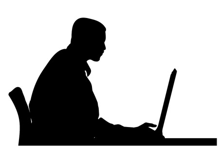 コンピューター上で作業テーブルでオフィスの椅子に座っている男 側面図です ベクター シルエット 机とモニターを見つめながらオフィスで働く男 のイラスト素材 ベクタ Image 58020304