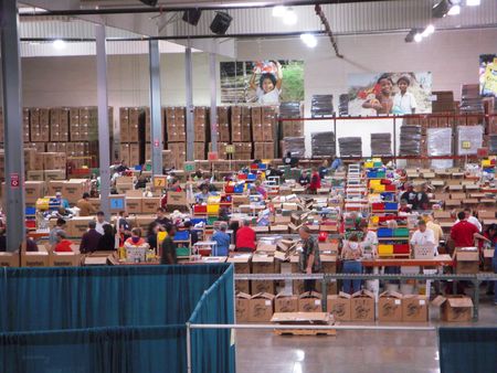 charlotte nc december 11 2009 hundreds of volunteers helping operation christmas child charlotte nc