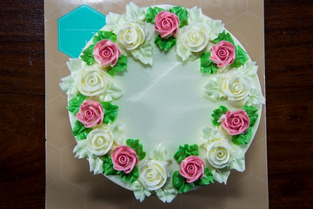 花で誕生日ケーキ の写真素材 画像素材 Image 花で誕生日ケーキ の写真素材 画像素材 Image