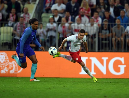 グダニスク ポーランド 15 年 6 月 1 日 ユーロ 16年ヨーロッパ国際フレンドリー ゲーム ポーランド オランダ O P バートス氏 Kapustka ケニー テテ の写真素材 画像素材 Image グダニスク ポーランド 15 年 6 月 1 日 ユーロ 16年ヨーロッパ国際フレンドリー ゲーム ポーランド オランダ O P バートス氏 Kapustka ケニー テテ の写真素材 画像素材 Image