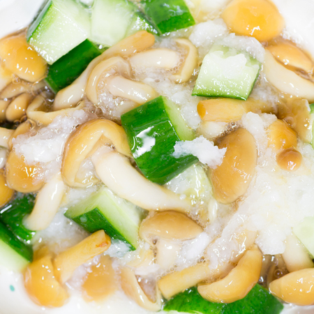 日本料理 ボウルでぬるぬるなめこ茸ときゅうりのサラダ の写真素材 画像素材 Image 日本料理 ボウルでぬるぬるなめこ茸ときゅうりのサラダ の写真素材 画像素材 Image