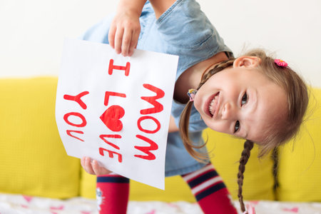 395 7 Anniversaire Enfant Imagenes Y Fotos 123rf