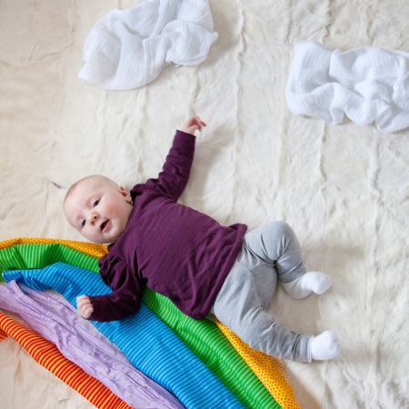 4 Meses Nina De Edad Y El Arco Iris De Tela De Colores Fotos Retratos Imagenes Y Fotografia De Archivo Libres De Derecho Image 4 Meses Nina De Edad Y El Arco Iris De Tela De Colores Fotos Retratos Imagenes Y Fotografia De Archivo Libres De Derecho Image