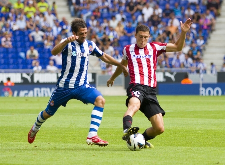 バルセロナ スペイン 9 月 16 日 Iker Muniain ビルバオ スペイン リーグの間の一致 Rcd エスパニョールとアスレティック クラブ ビルバオ 最終的なスコア 3 3 で 12 年 9 月 16 日 バルセロナ スペイン の写真素材 画像素材 Image バルセロナ スペイン 9 月 16 日 Iker Muniain ビルバオ スペイン リーグの間の一致 Rcd エスパニョールとアスレティック クラブ ビルバオ 最終的なスコア 3 3 で 12 年 9 月 16 日 バルセロナ スペイン の写真素材 画像素材 Image