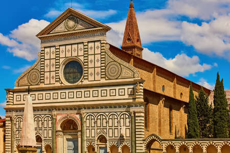Kościół santa maria nowela florencja toskania włochy punkt orientacyjny