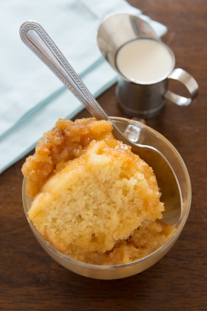 Chomeur Pudding Fait Avec Un Gateau Au Pain Sauce Caramel Et De Sirop D Erable La Cuisine Canadienne Francaise Banque D Images Et Photos Libres De Droits Image 1699 Chomeur Pudding Fait Avec Un Gateau Au Pain Sauce Caramel Et De Sirop D Erable La Cuisine Canadienne Francaise Banque D Images Et Photos Libres De Droits Image 1699